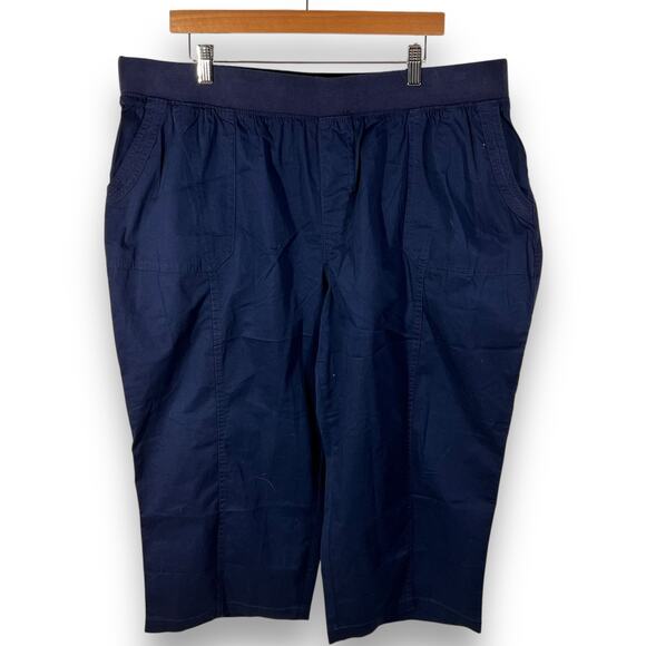 Catherines Navy Pull On Stretch Capri Pants 2X Elastic Waist Cropped New - Picture 3 of 12
